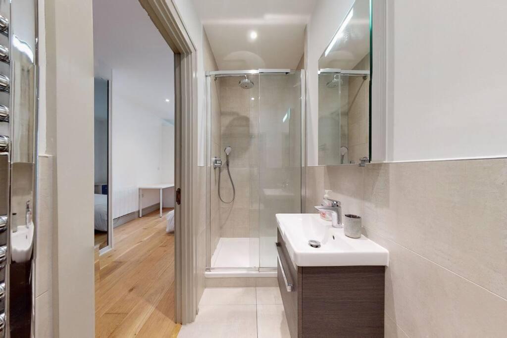 London Stadium Apartment Exterior photo